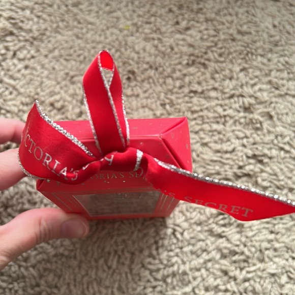 New sealed bombshell mini perfume ornament - Picture 3 of 5